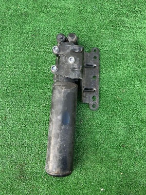 AUDI A5 A4 8W B9 VÁLVULA SUSPENSIONES 8W0616887  