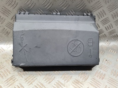 Кришка коробка запобіжників opel astra j фото №1