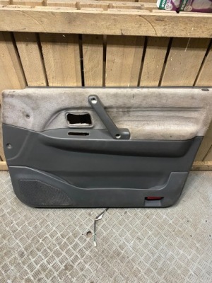 Обивка дверь правый перед mitsubishi pajero ii 5d classic mr776477 фото №1