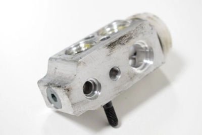 Hyundai i30 2013 другое запчасти отсек двигателя фото №1