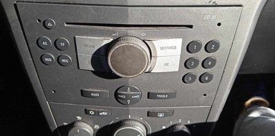 RADIO CD 30 OPEL WRAZ Z DISPLAY  