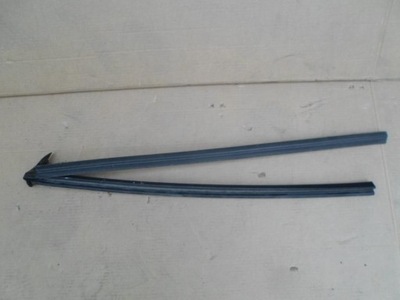 Молдинг ущільнювач задня права citroen c3 pluriel фото №1