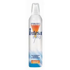 INTESA 200ML PIANKA D/WŁOSÓW STRONG