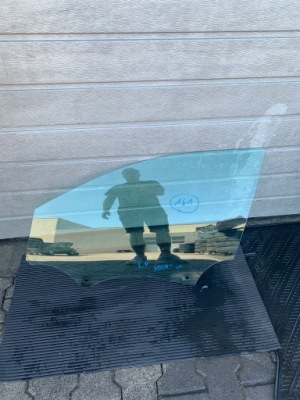 Peugeot 3008 ii 5008 ii передняя левая стекло 2019r фото №1