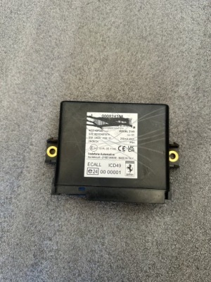 Ferrari tcu ecall / svr 824396... фото №1