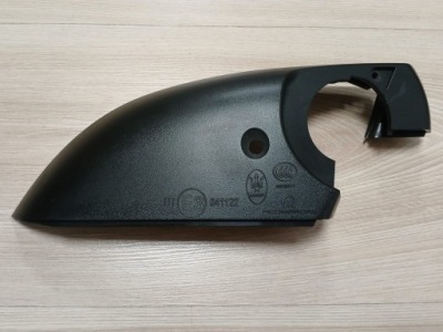 Maserati ghibli lift od 2017r корпус нижняя накладка правого зеркало оригинальный номер фото №1