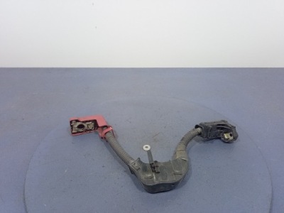 Toyota auris ii e18 клемма плюсовая 28181-33010 фото №1