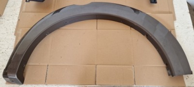 Молдинг накладка крила l200 fullback ліва задня задня лівий фото №1