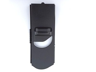 Infiniti q30 защита обшивка стойка a2466900330 фото №1