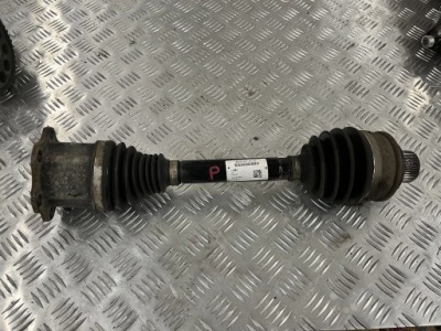 Приводной вал перед передняя audi a4 b9 15- 2.0 tdi 8w0407271e фото №1