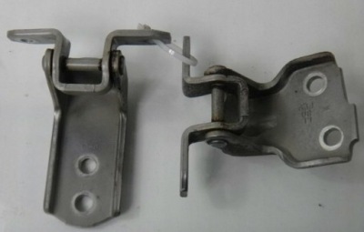 Suzuki kizashi 11 петля петлі двері ліва перед фото №1