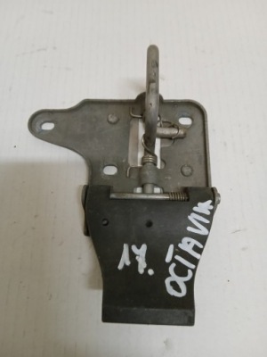 Skoda octavia iii 5e - засов капот фото №1