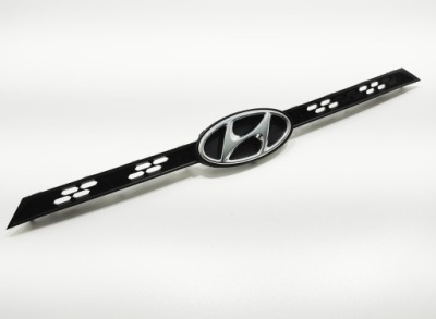 Решітка радіатора решітка радіатора бампера i20 ii 86351-c8000 2014-2018 фото №1