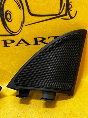 Трикутник захист дзеркало динаміка правий mercedes e w213 фото №1