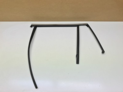 Volvo xc90 ii прокладка рамка хром двері лівий задня фото №1