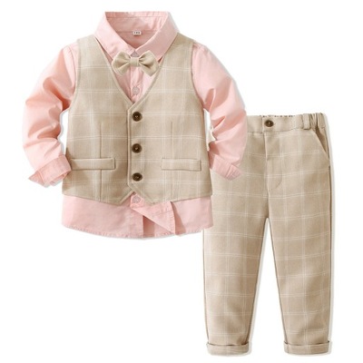 Wiosenny zestaw różowych garniturów dla dzieci 4I4