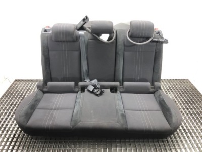 Заднє сидіння drugi ряд vw golf vii kombi сидіння середня фото №1