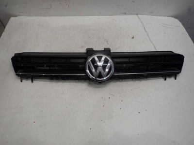 Решітка радіатора vw golf vii 2012-2017 5g0853653e фото №1