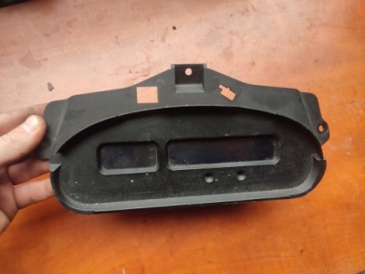 Дисплей renault scenic i p8200142416 фото №1