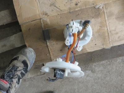 Насос топлива bmw x3 f25 2.0d 7279360 x фото №1