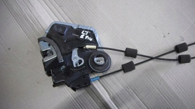 Toyota rav4 iii 05-10 замок з двері лівий задня y4 фото №1