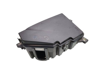 Volvo xc90 2016 рамка / модуль запобіжників фото №1