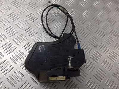 Замок двері правий задня toyota corolla e12 2pin фото №1