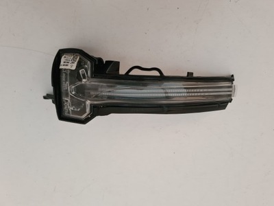 Mercedes-benz оригінальний номер a0999061902 поворотник дзеркало фото №1