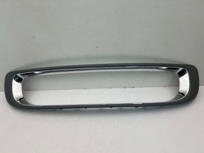 Mini r55 r56 lift решітка середня бампера передній хром 10-14 фото №1
