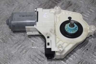 Моторчик вікон правий перед discovery iv фото №1