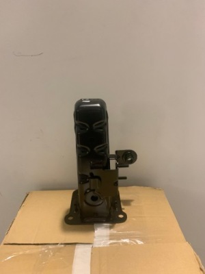 Зона деформації mercedes v-klasa 447 фото №1