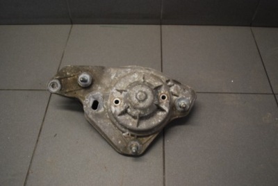 Чашка кронштейн амортизатора a8 d2 4d0412391e фото №1