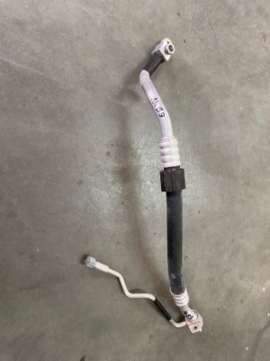 Audi a4 b9 a5 wąż шланг кондиционера 8w1816740 фото №1