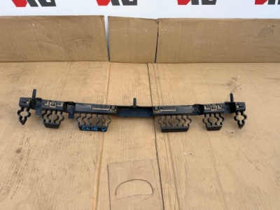 Кронштейн направляющая кронштейн бампера задний  renault clio v hb 850429691r фото №1