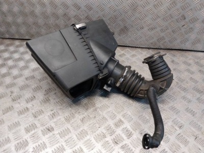 Корпус фільтра повітря витратомір труба повітрозабірник audi a6 c6 2.0 tdi фото №1