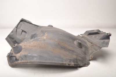 Mercedes w204 подкрылок левый перед передние a2046981130 фото №1