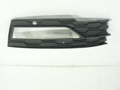 Решётка противотуманной фары перед правая skoda octavia iv 19- фото №1