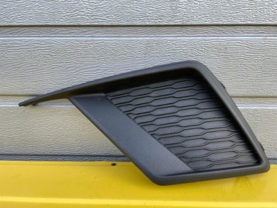 Seat ibiza v решітка бампера ліва перед 6f0853665 фото №1