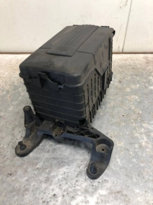 Основание корпус аккумулятор vw 1k0915333h фото №1