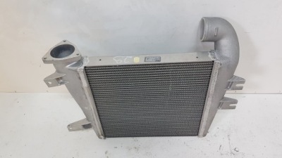 Інтеркулер радіатор mercedes 6175012201 фото №1