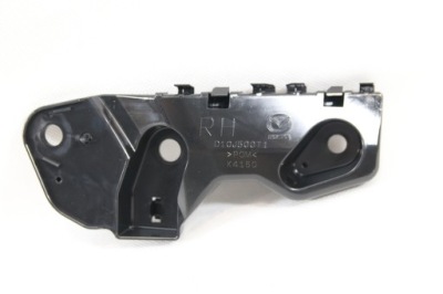 Напрямна бампера кронштейн перед правий оригінал mazda cx-3 2015-2017 фото №1