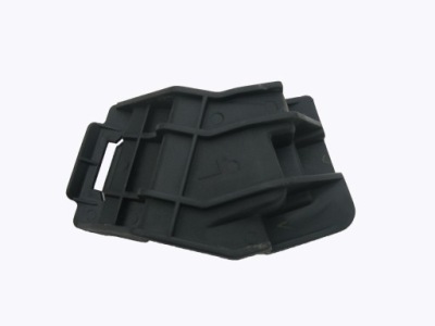 Направляющая левый лампы перед toyota hilux 05-08 фото №1