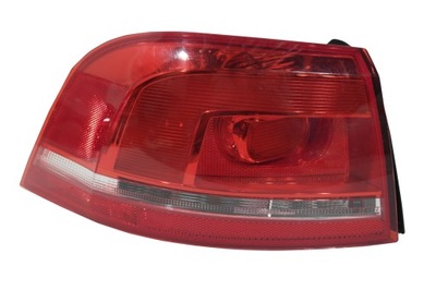 Vw passat b7 kombi лампа ліва задня 3af945095 фото №1