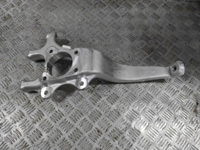 Lexus rc 350 awd поворотний кулак передня ліва права фото №1