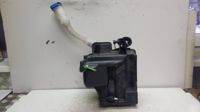 Бачок омывателя помпа 6r0955453d vw polo v fabia ii lift rapid i фото №1