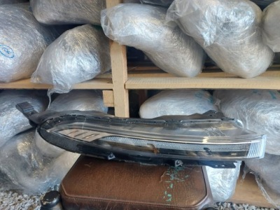 Hyundai bayon 2021- фара перед full led drl 92208q0600 правый фото №1