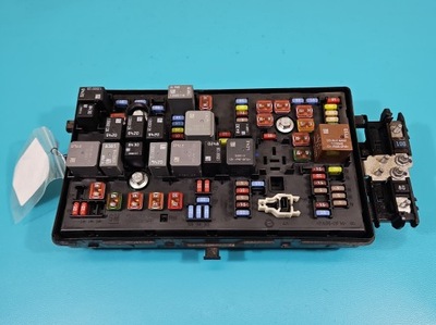 Коробка предохранителей opel insignia a 13345493 фото №1