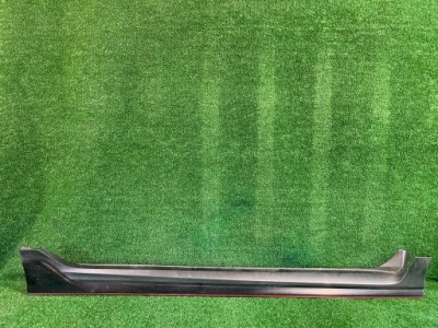 Поріг правий молдинг honda civic x type r nr.155 фото №1