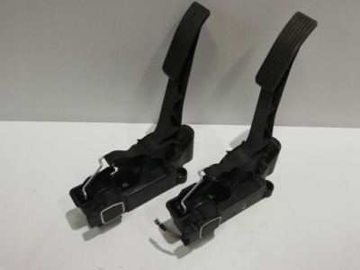 Потенціометр педаль газу mercedes w169 1.5 a150 фото №1