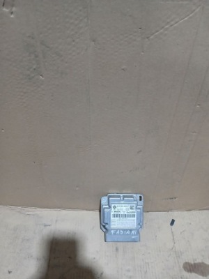 Модуль датчик подушка безопасности skoda fabia iii 6c0959655k фото №1